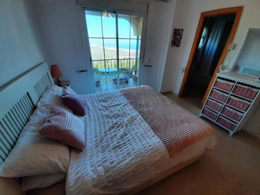 3 Bedroom Home With Amazing Views & Outdoor Spaces Manilva Exteriér fotografie